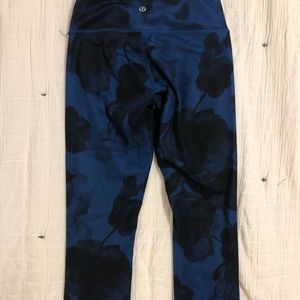 LuluLemon leggings size 2. Multiple pairs! Gently used.